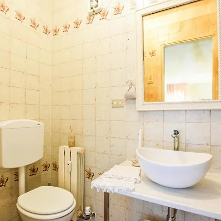 Stunning In Montaldo Di Mondovi Apartament